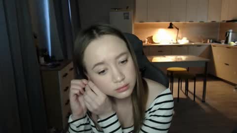 _lalune_ online show from 5, 2, 2026