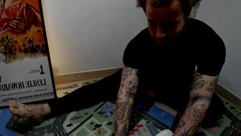 Layne online show from 6, 10, 2025