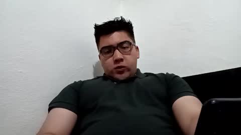 Snapshot of _leclerc_ chatting on 8, 2, 2025 _leclerc_ online show from 8, 2, 2025