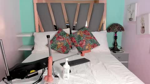  L E M M O N  online show from 27, 10, 2025