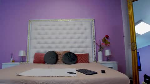 Lena Paul online show from 11, 9, 2025