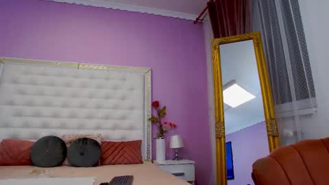 Lena Paul online show from 12, 9, 2025