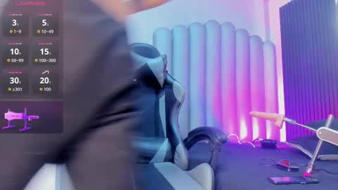 _leohot_ online show from 30, 10, 2025