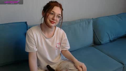 Snapshot of _litle_viola chatting on 16, 4, 2026 Viola online show from 16, 4, 2026