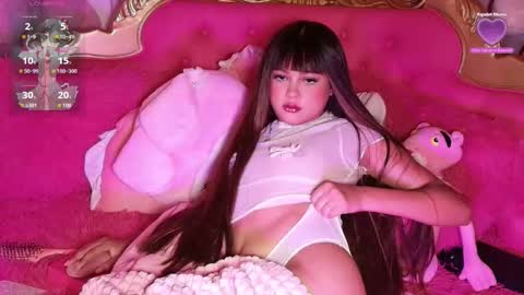 _little_glrl_ online show from 23, 9, 2025