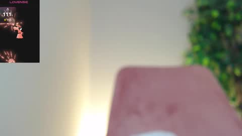 Snapshot of _little_misss chatting on 18, 1, 2025 Mila online show from 18, 1, 2025