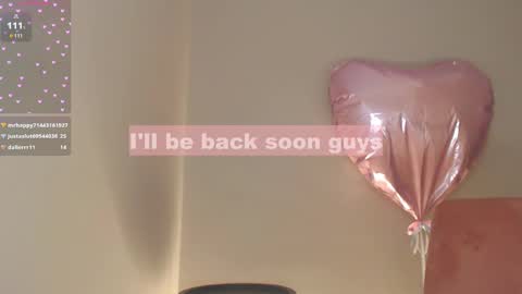 Snapshot of _little_misss chatting on 14, 2, 2025 Mila online show from 14, 2, 2025