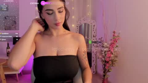 Snapshot of _littlecherryy_ chatting on 30, 1, 2025 Tania online show from 30, 1, 2025