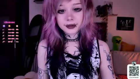 Snapshot of _lollyshy_ chatting on 5, 10, 2025 Lolly online show from 5, 10, 2025