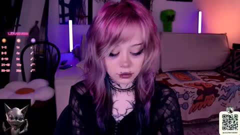 Snapshot of _lollyshy_ chatting on 21, 10, 2025 Lolly online show from 21, 10, 2025