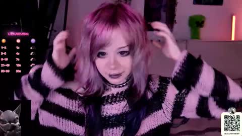 Snapshot of _lollyshy_ chatting on 28, 10, 2025 Lolly online show from 28, 10, 2025