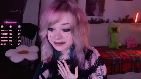 Snapshot of _lollyshy_ chatting on 3, 12, 2025 Lolly online show from 3, 12, 2025