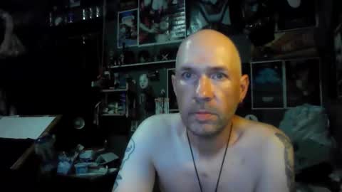 Snapshot of _longfellow chatting on 19, 5, 2026 That guy online show from 19, 5, 2026