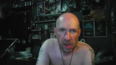 Snapshot of _longfellow chatting on 25, 5, 2026 That guy online show from 25, 5, 2026