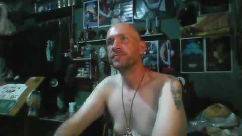 Snapshot of _longfellow chatting on 12, 7, 2026 That guy online show from 12, 7, 2026