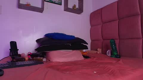 Lorrayne online show from 13, 2, 2025