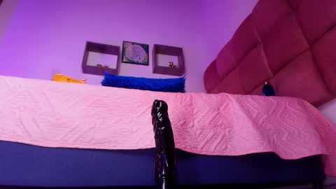 Lorrayne online show from 28, 2, 2025