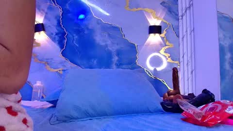 Lorrayne online show from 27, 10, 2025