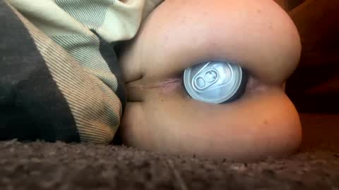 Snapshot of _love_pussy chatting on 29, 12, 2024 Love huge buttplug up my ass online show from 29, 12, 2024