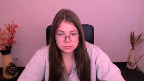 Snapshot of _lovely_mary chatting on 16, 10, 2025 Mary online show from 16, 10, 2025