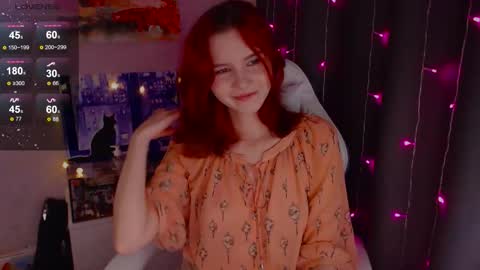Snapshot of _lovelylu_ chatting on 25, 9, 2025 Lu online show from 25, 9, 2025