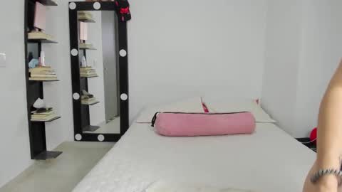 Snapshot of _lunapetite chatting on 12, 9, 2025 Luna online show from 12, 9, 2025