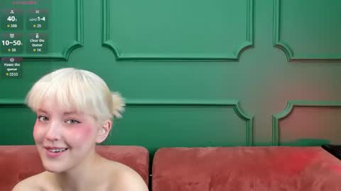 Snapshot of _luny_ chatting on 13, 6, 2026 _luny_ online show from 13, 6, 2026