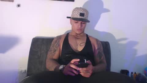 Snapshot of _luxury_23 chatting on 5, 3, 2025 STIVEN online show from 5, 3, 2025