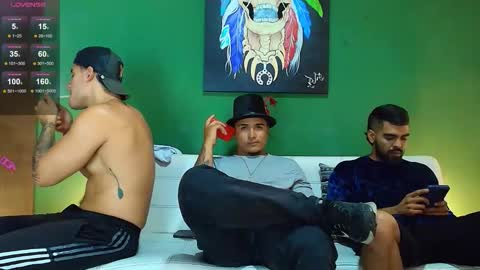 Snapshot of _luxury_23 chatting on 24, 10, 2025 STIVEN online show from 24, 10, 2025