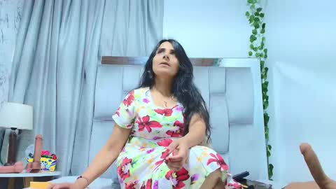 Snapshot of _marcela__ chatting on 15, 10, 2025 _marcela__ online show from 15, 10, 2025