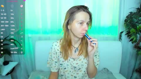 Scarlett online show from 28, 9, 2025