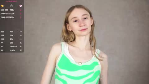 Snapshot of _marvelous_time_ chatting on 12, 9, 2025 Gwen online show from 12, 9, 2025