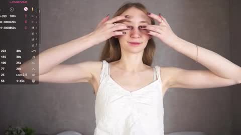 Snapshot of _marvelous_time_ chatting on 17, 9, 2025 Gwen online show from 17, 9, 2025