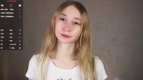 Snapshot of _marvelous_time_ chatting on 29, 9, 2025 Gwen online show from 29, 9, 2025