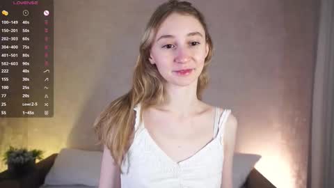 Snapshot of _marvelous_time_ chatting on 1, 10, 2025 Gwen online show from 1, 10, 2025