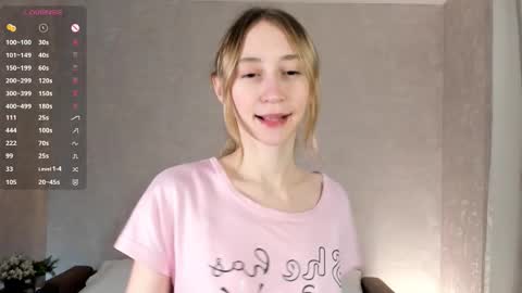 Snapshot of _marvelous_time_ chatting on 25, 10, 2025 Gwen online show from 25, 10, 2025