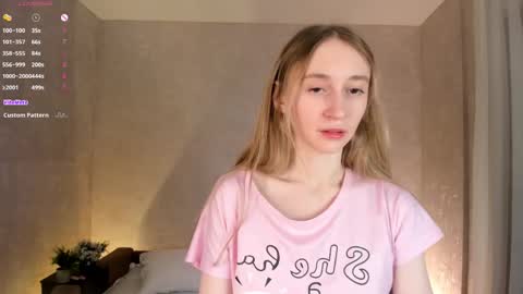 Snapshot of _marvelous_time_ chatting on 10, 11, 2025 Gwen online show from 10, 11, 2025