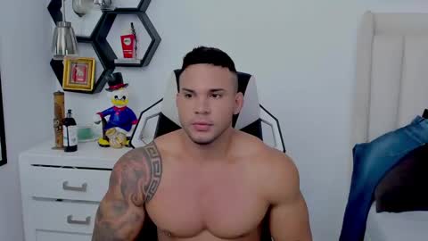 _matthew_santos_ online show from 12, 12, 2024