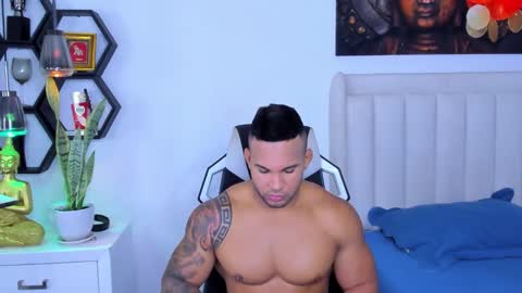 _matthew_santos_ online show from 29, 10, 2025