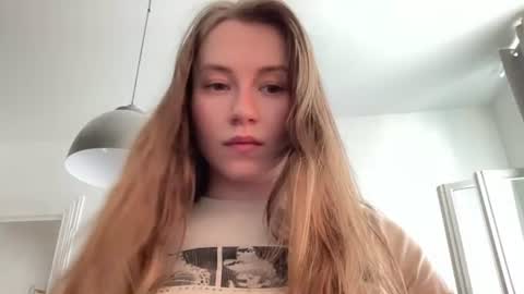 Snapshot of _mavka chatting on 17, 7, 2026 Elisa online show from 17, 7, 2026