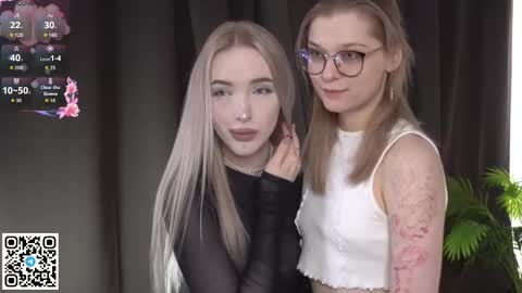 Snapshot of _medal_of_horny_ chatting on 14, 9, 2025 Elva and Kate online show from 14, 9, 2025