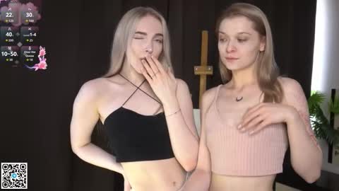 Snapshot of _medal_of_horny_ chatting on 21, 9, 2025 Elva and Kate online show from 21, 9, 2025