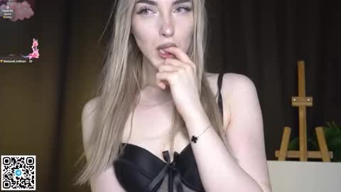 Snapshot of _medal_of_horny_ chatting on 26, 10, 2025 Elva and Kate online show from 26, 10, 2025