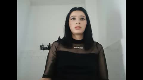 Snapshot of _mia_foster1 chatting on 2, 2, 2025 Mia-foster online show from 2, 2, 2025