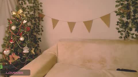 Snapshot of _mia_more chatting on 5, 1, 2025 Mia online show from 5, 1, 2025