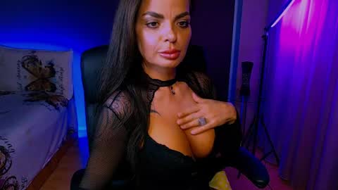 Snapshot of _milani_ chatting on 27, 5, 2026 Milani online show from 27, 5, 2026