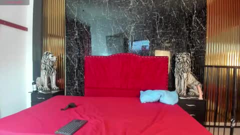 Mila Rose online show from 6, 2, 2026