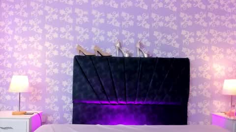 Mila Rose online show from 25, 2, 2026