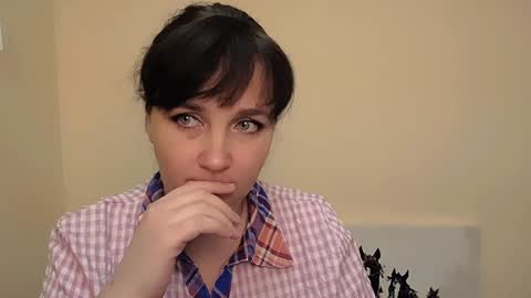 Snapshot of _miranda_sun chatting on 4, 12, 2024 Miranda online show from 4, 12, 2024