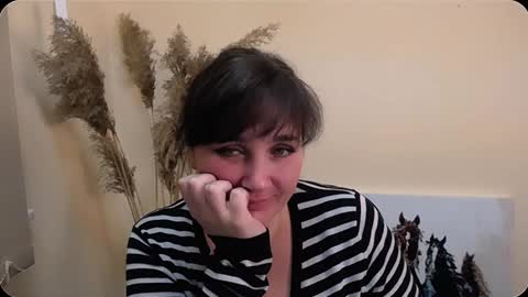 Snapshot of _miranda_sun chatting on 12, 12, 2024 Miranda online show from 12, 12, 2024